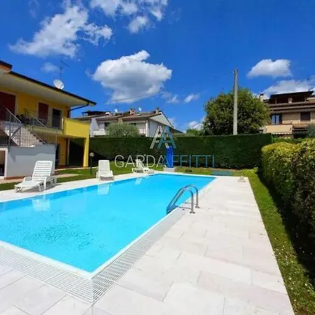 Acquamarina - Peschiera - Gardaaffitti Com